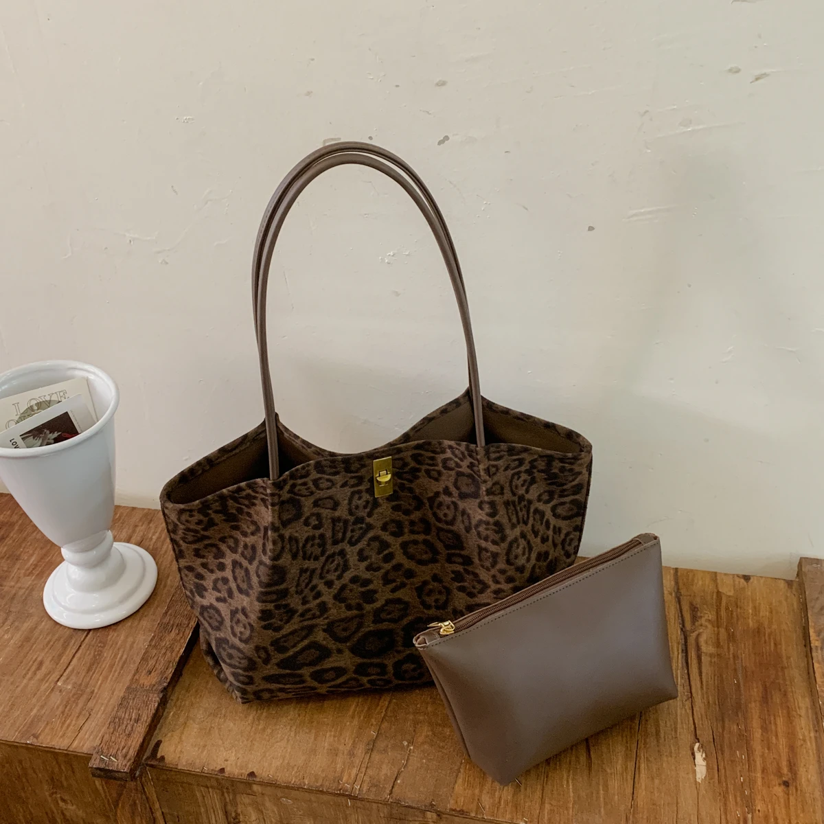 여성용 레트로 스타일 레오파드 무늬 스웨이드 토트백,  - Luxury Bags Tote 리뷰 및 가격